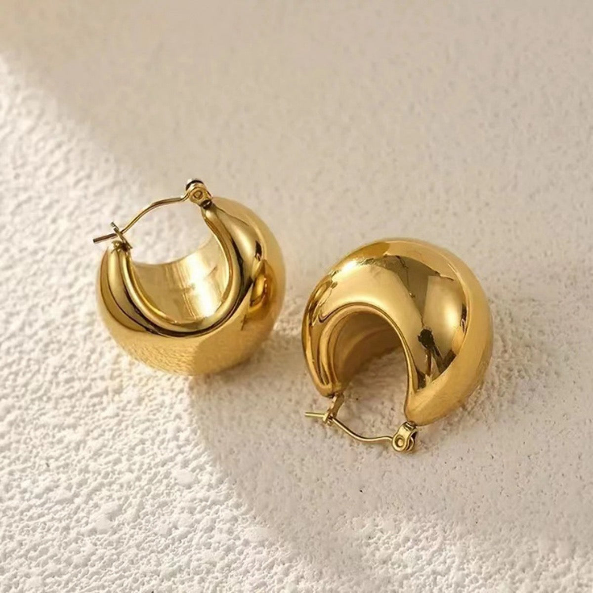 Luna Luxe Hoops