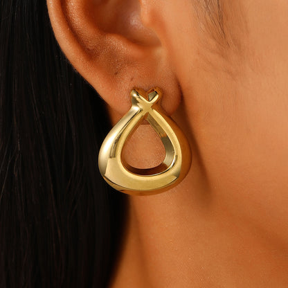 Forma Bold Studs