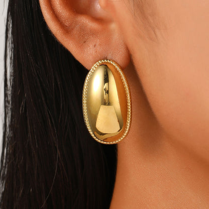 Forma Bold Studs