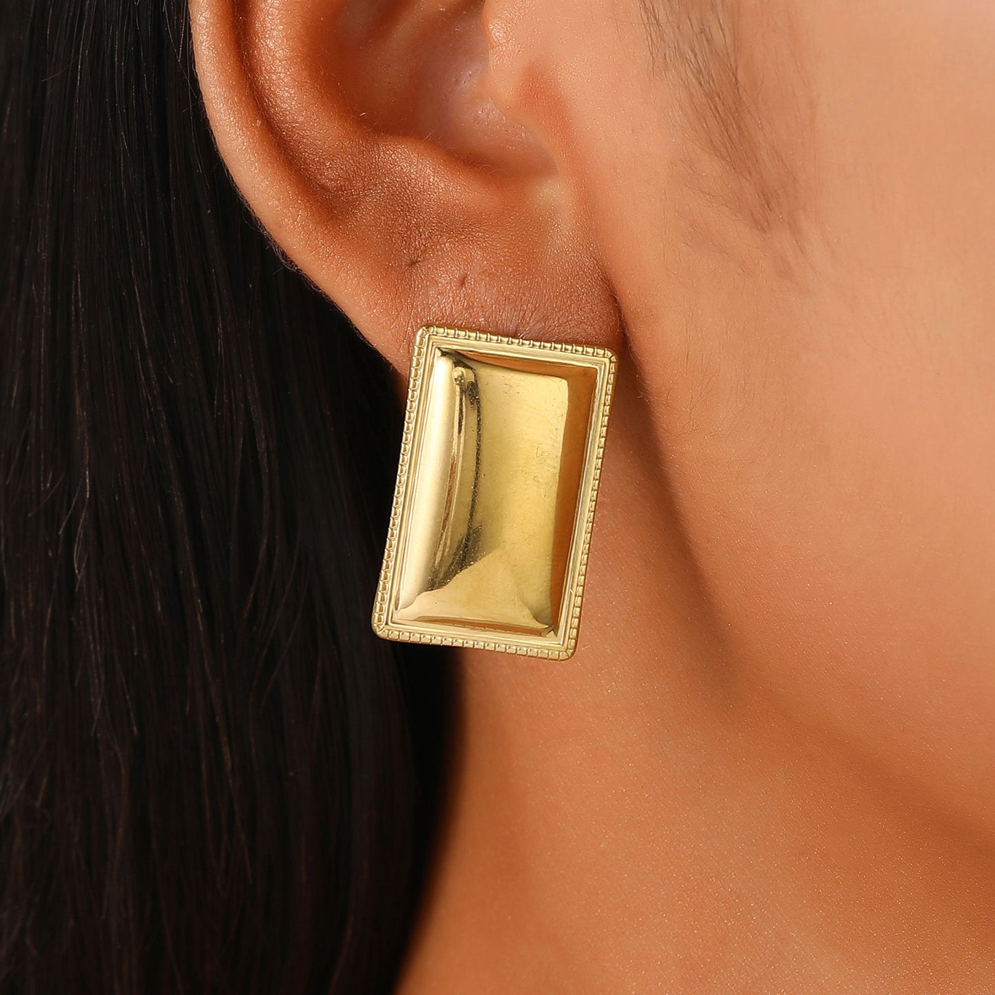 Forma Bold Studs