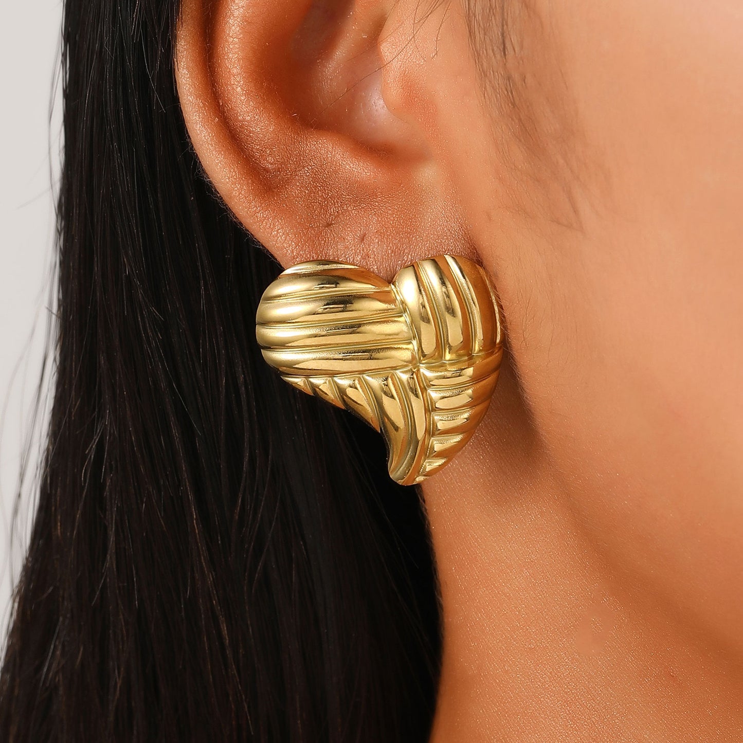 Forma Bold Studs