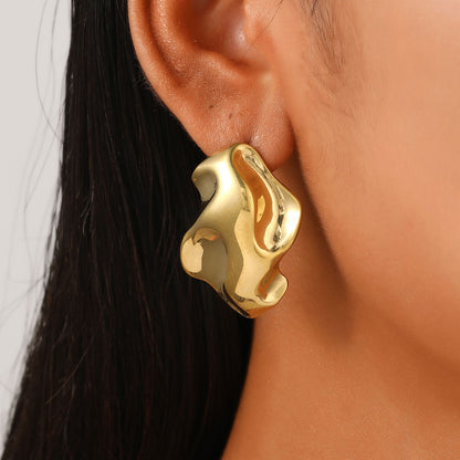 Forma Bold Studs
